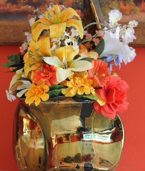 Dry flower arrangement